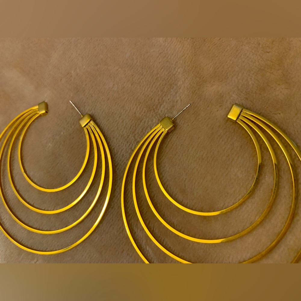Unbranded Gold Tone Triple Layered Large Size Y2K Hoop Earrings Women’s Jewelry